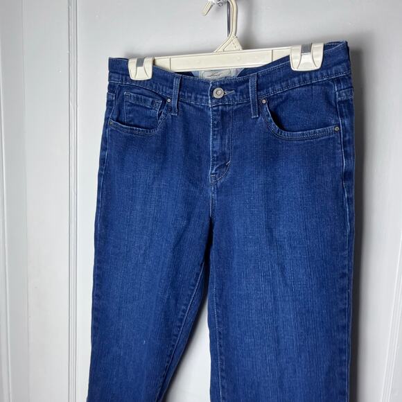 Vintage Levi's Women's Blue Cropped Y2K Denim Capri Pants Jeans Low Rise Size 8 - Picture 2 of 9